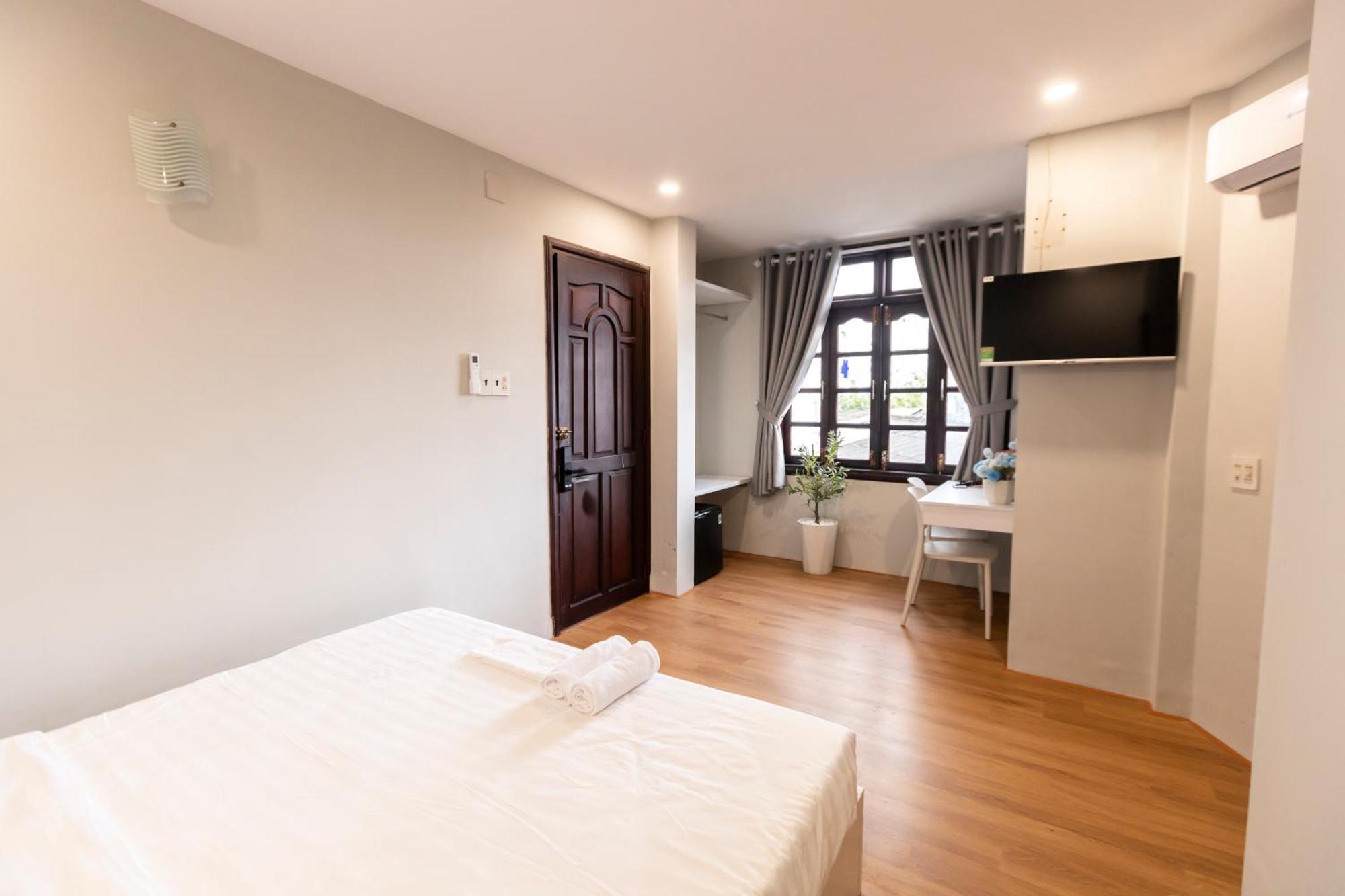 Cosmos Hotel Nha Trang By Ht Exterior photo