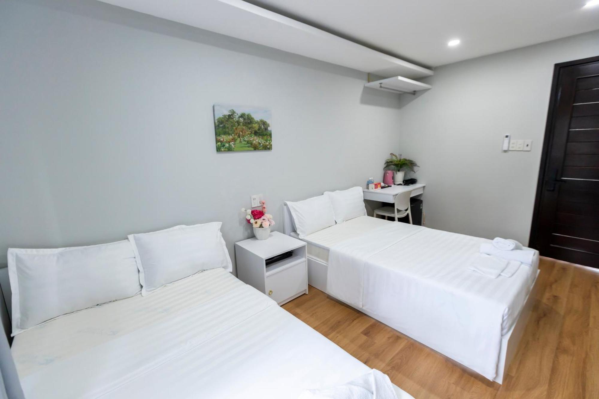 Cosmos Hotel Nha Trang By Ht Exterior photo