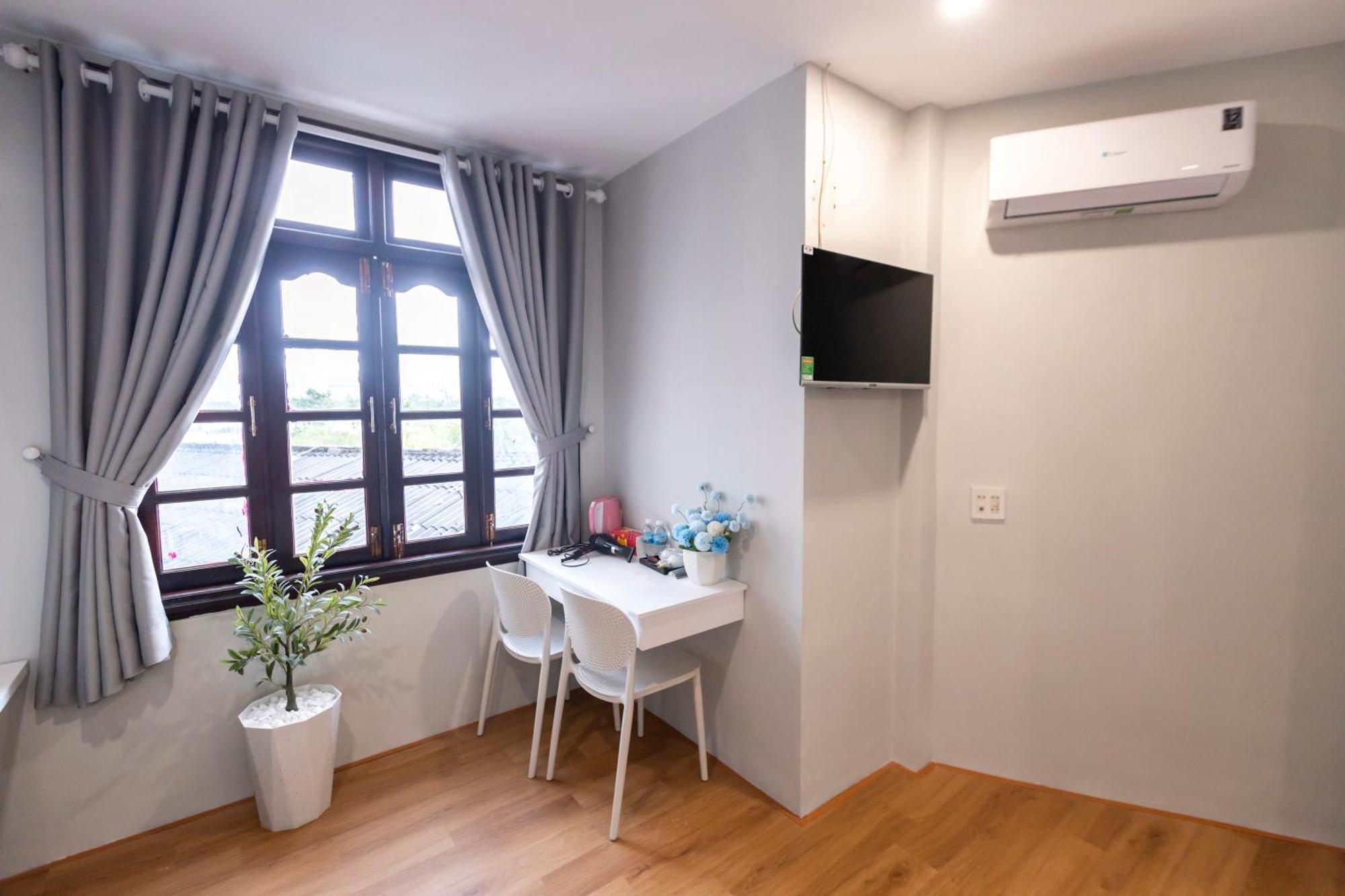 Cosmos Hotel Nha Trang By Ht Exterior photo